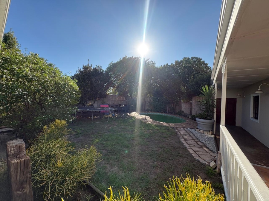 4 Bedroom Property for Sale in Parklands Western Cape